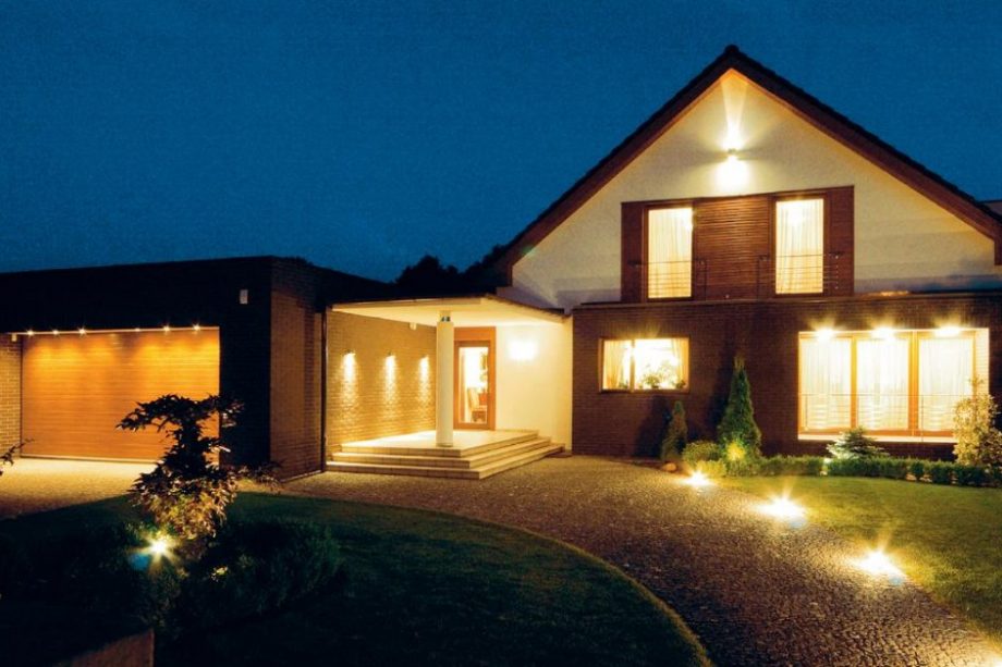 Iluminación y domótica en S'Agaró, Platja d'Aro, Santa Cristina d'Aro, Castell-Platja d'Aro, Calonge, Sant Feliu de Guíxols, Palafrugell, Palamós, la Bisbal d'Empordà