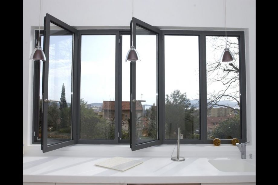 Tancaments d'alumini a Vidreres, Lloret de Mar, Blanes, Tossa de Mar, Santa Susanna, Calella, Malgrat de Mar, Palafolls, Tordera, Sils, S'Agaró, Sant Feliu de Guíxols, Calonge